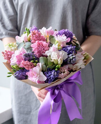 Бесплатная доставка цветов в Микуне